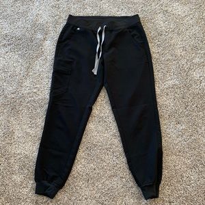 FIGS Zamora Jogger Scrub Pants